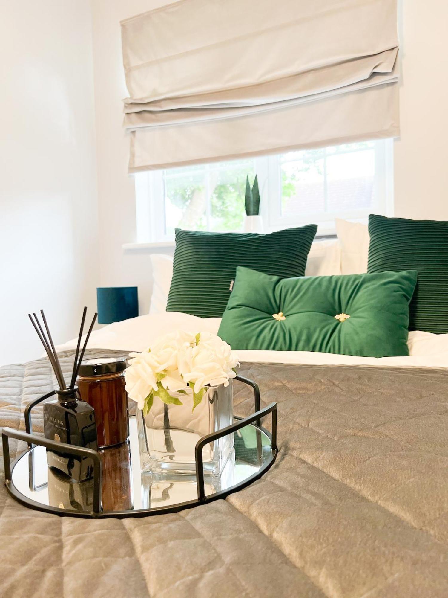 Beautiful Apartment In Beckton With Private Entrance And Garden London Ngoại thất bức ảnh
