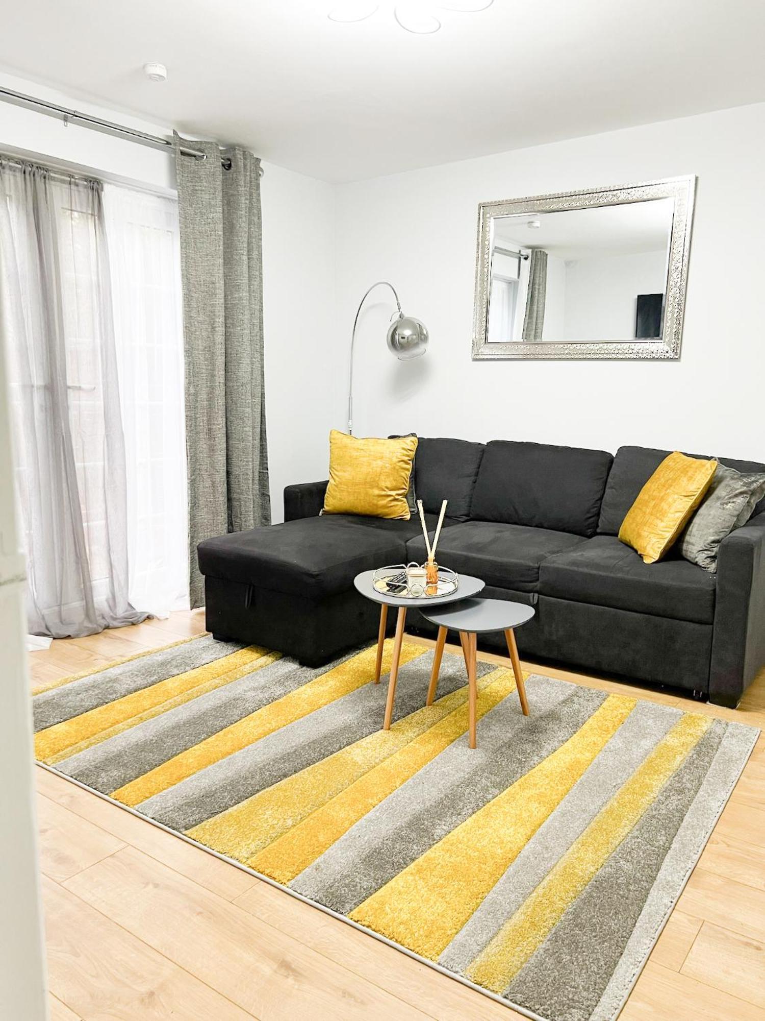 Beautiful Apartment In Beckton With Private Entrance And Garden London Ngoại thất bức ảnh